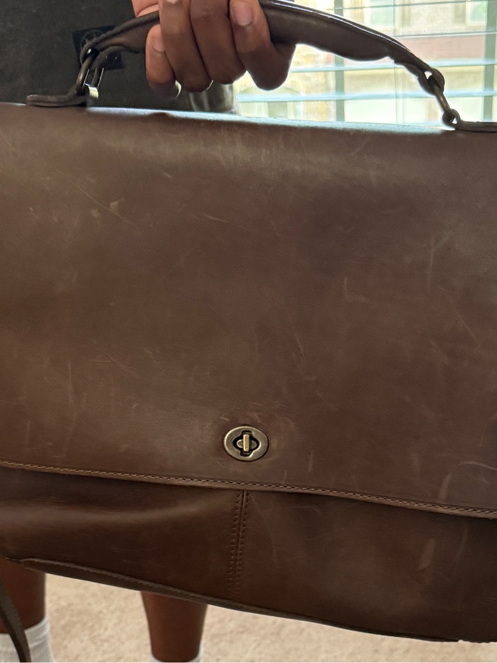 Leather Messenger Briefcase - Brown - Picture 5 of 5